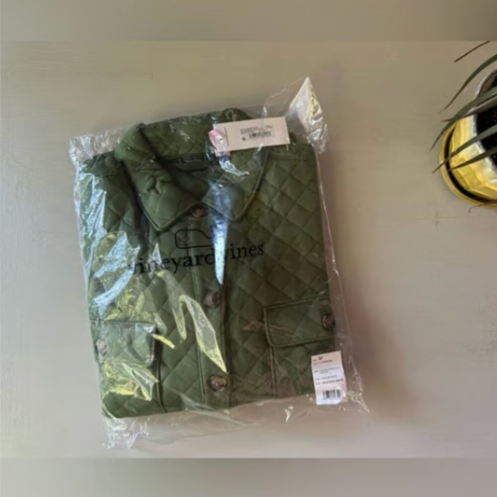 NWT vineyard vines Quilted Dreamcloth Shirt Jacket in Cypress - Picture 6 of 11